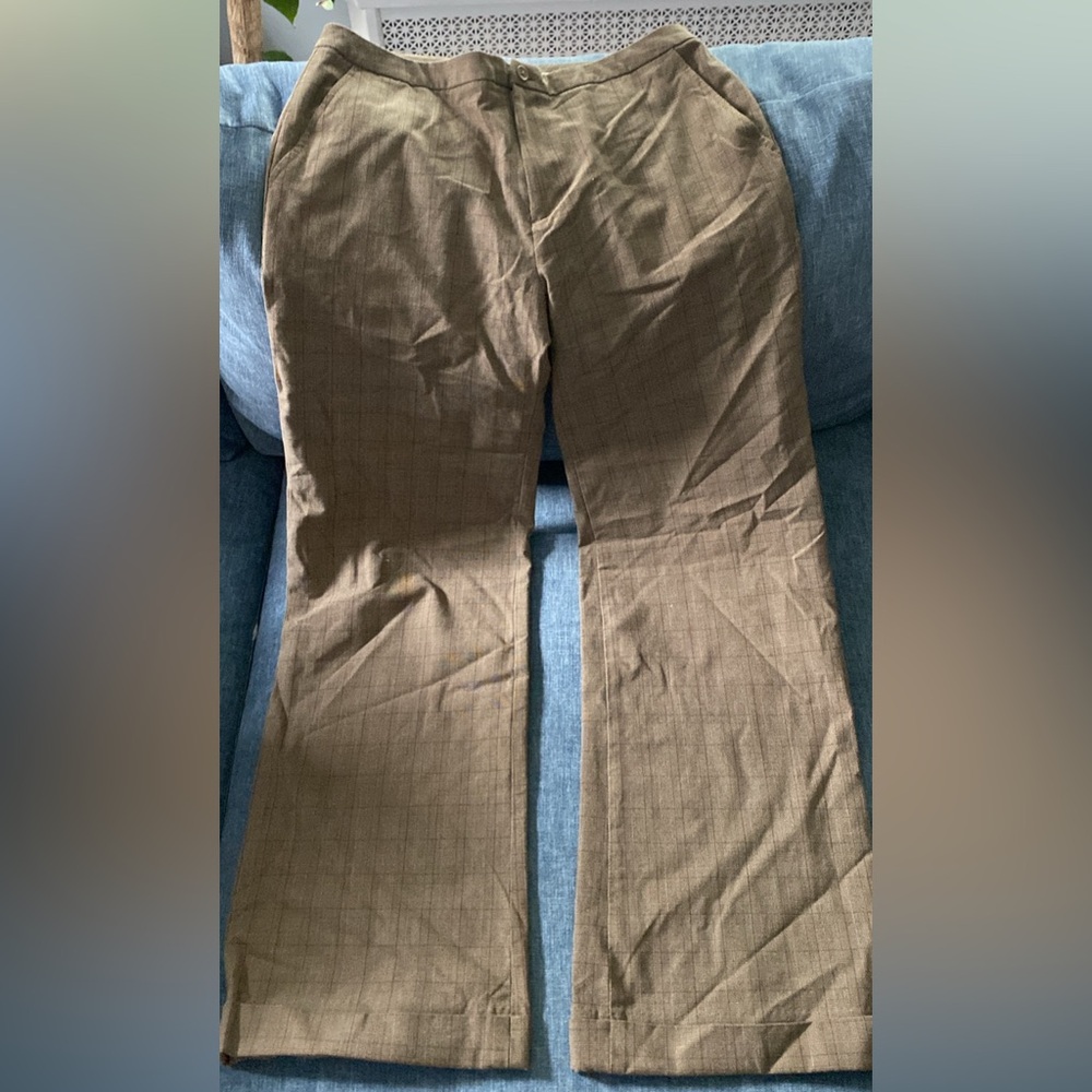 Women’s old navy trousers